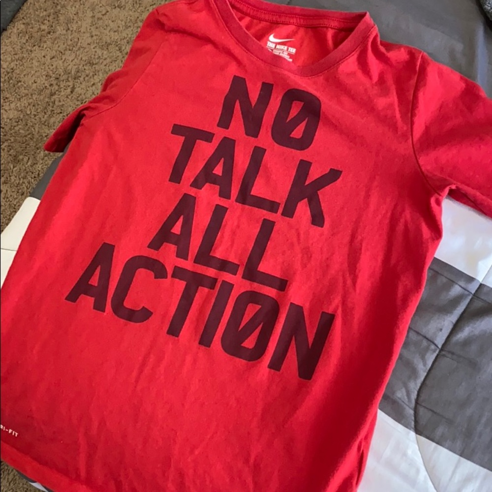 Nike Dri-fit t-shirt size boys M
